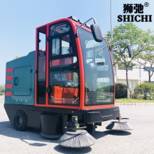 掃地機工廠(chǎng)車(chē)間用駕駛式掃地車(chē)物業(yè)道路電動(dòng)環(huán)衛垃圾清掃車(chē)室外